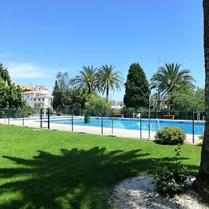 https://mar-del-sur-apartments.hotelsinnerja.org